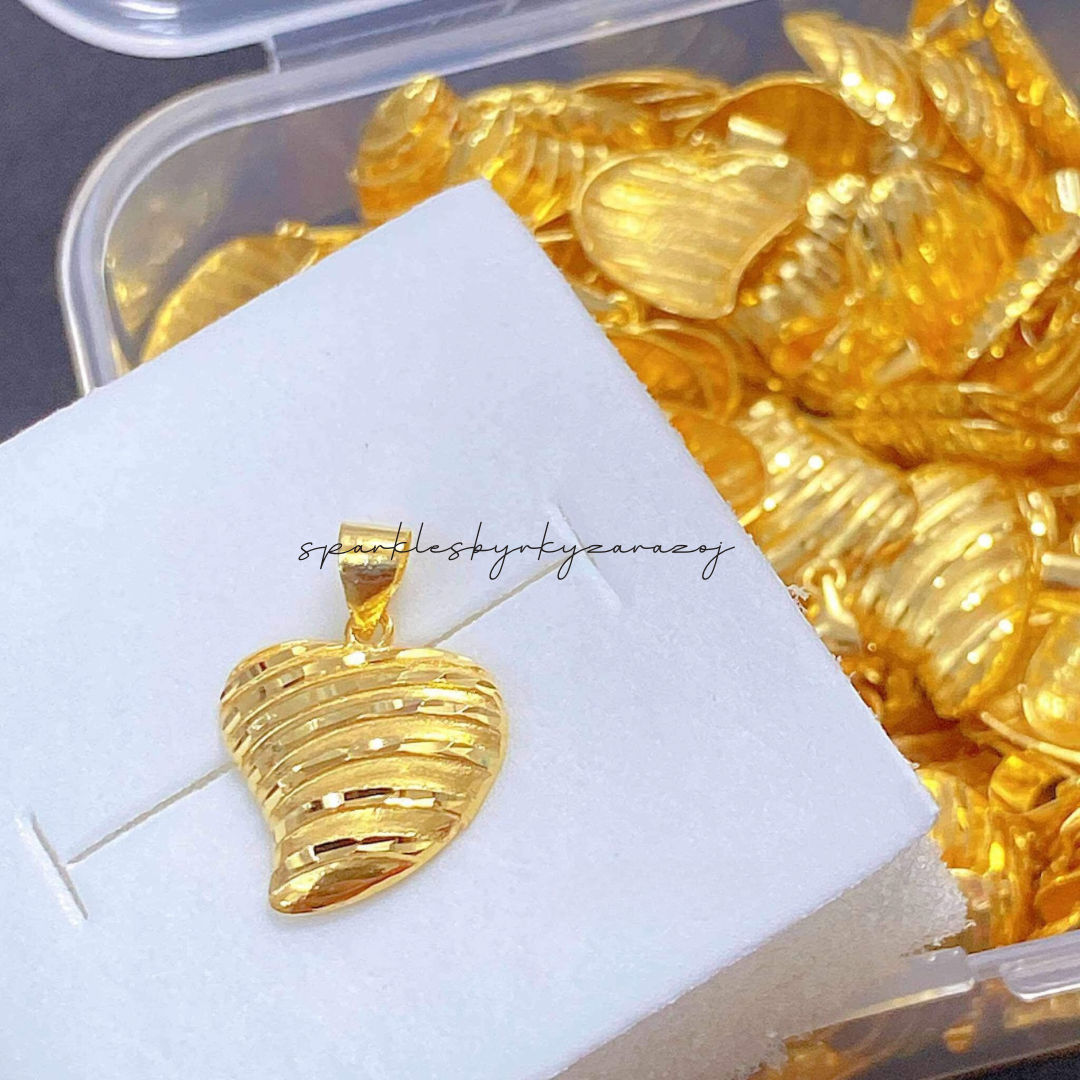 #3 Heart Pendant Solid 18k Saudi Gold