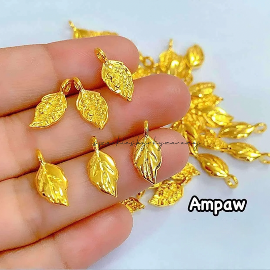 Golden Leaf Pendant Ampaw 18k Saudi Gold