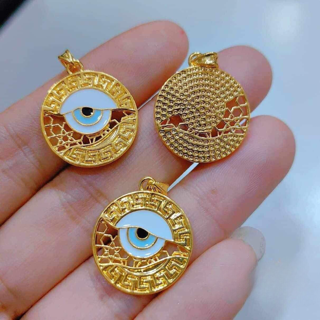 Evil eye pendant ampaw 18k saudi gold