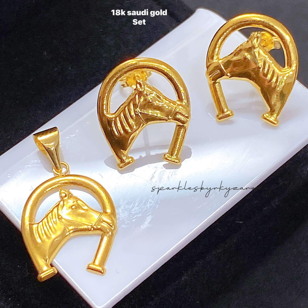 Gold Horse Head Set Pendant & Earrings 18k Saudi Gold