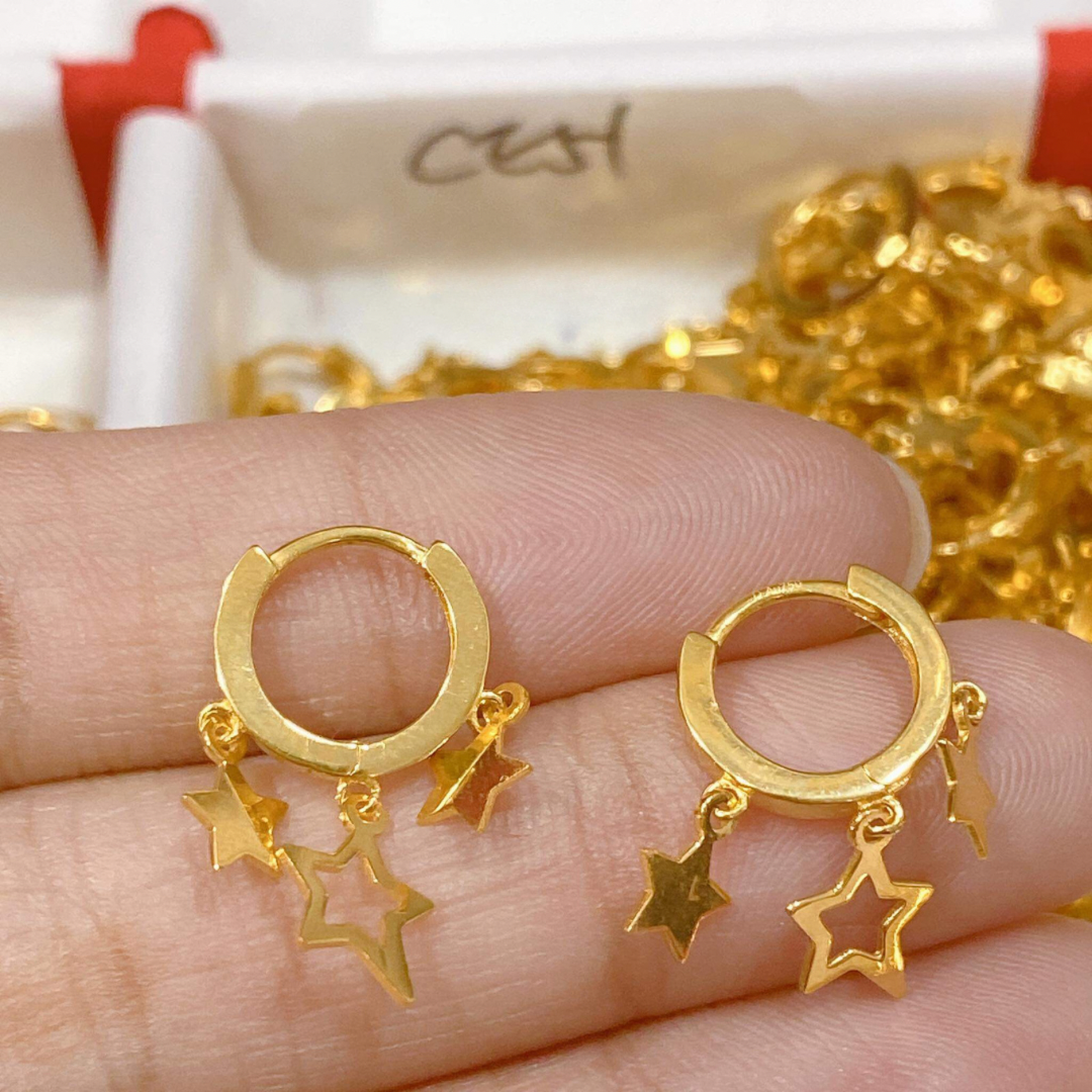 #10 Golden Star Earrings Solid 18k Saudi Gold