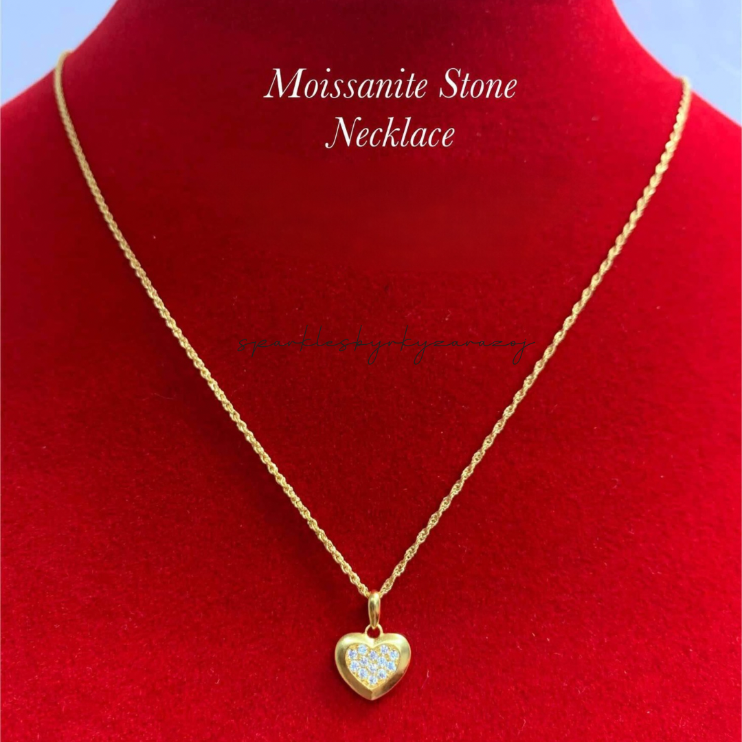 Mini Heart Moissanite Stone Necklace Set Chain & Pendant 18k Saudi Gold