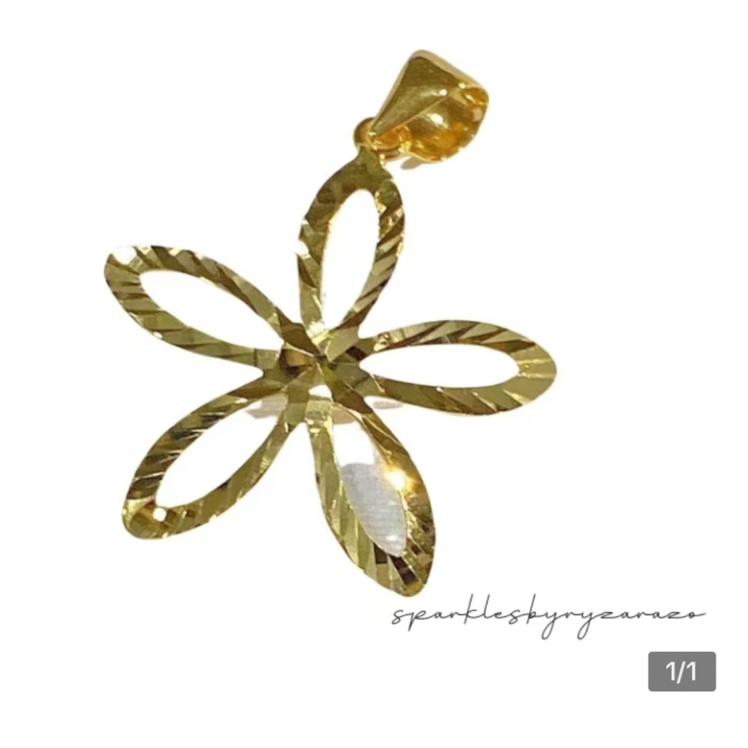 Plumeria Style Flower Pendant 18k Saudi Gold