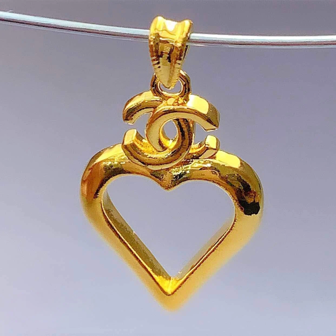 Plain CC Heart Pendant Ampaw 18k Saudi Gold