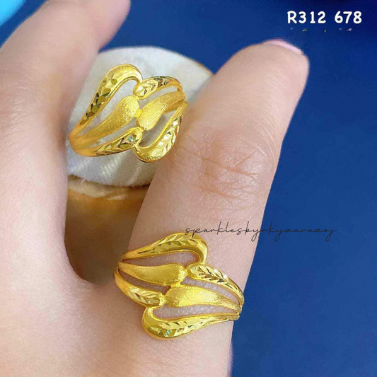 Leaf Ring Solid 18k Saudi Gold