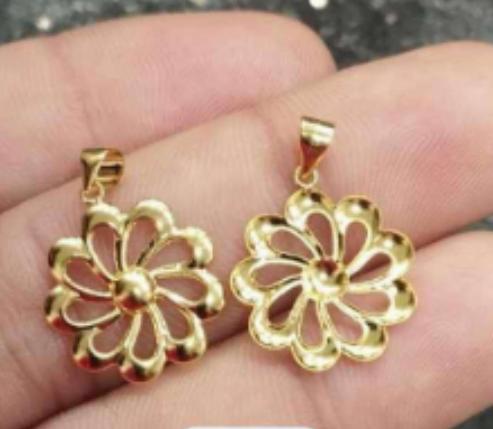 18K SAUDI GOLD TURBINE FLOWER PAWNABLE LIGHT WEIGHT