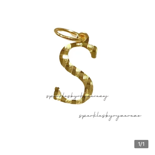 Letter S Style Pendant 18k Saudi Gold