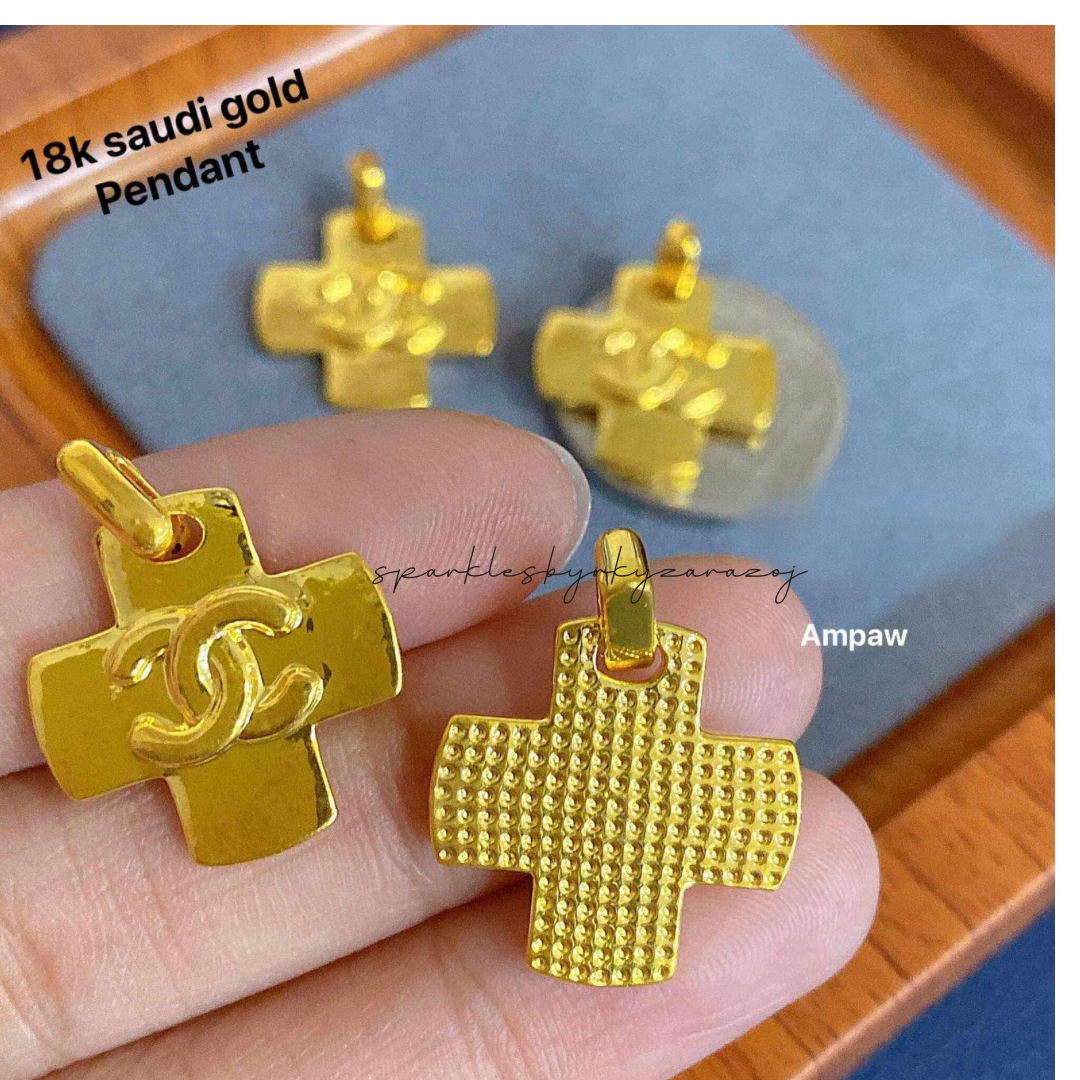 Cross CC Pendant 18k Saudi Gold