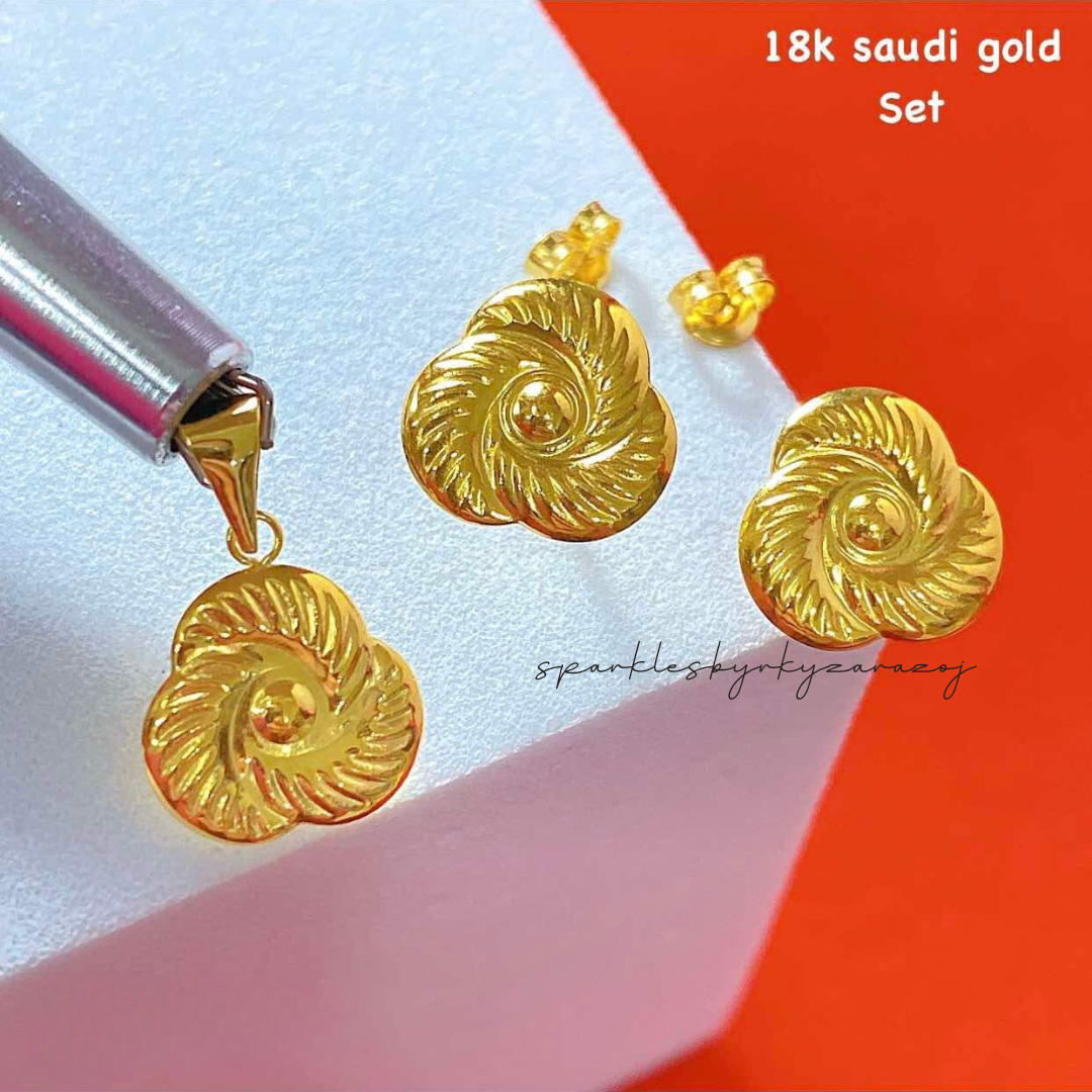 Ensaymada Set Pendant & Earrings 18k Saudi Gold