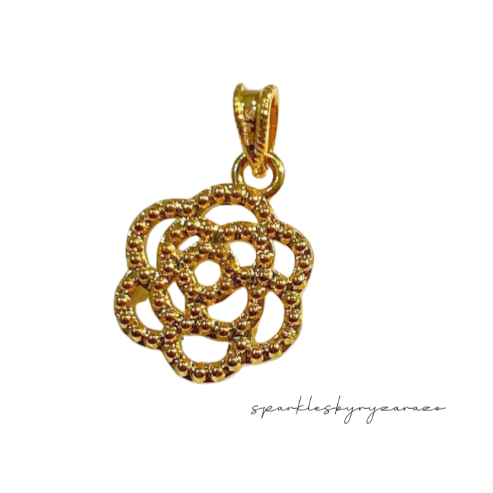 Ampaw Rose Pendant