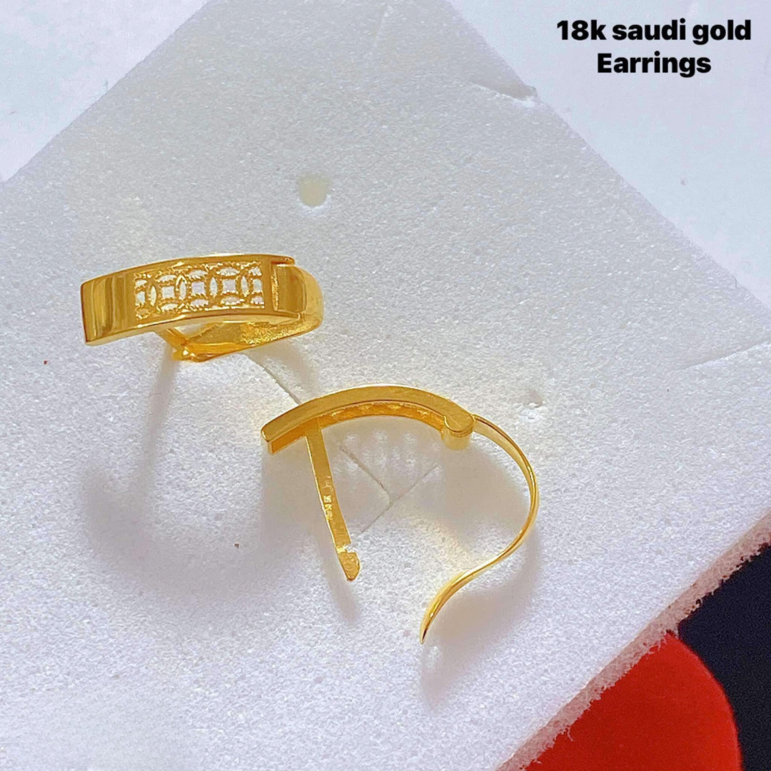 #11 Earrings 18k Saudi Gold