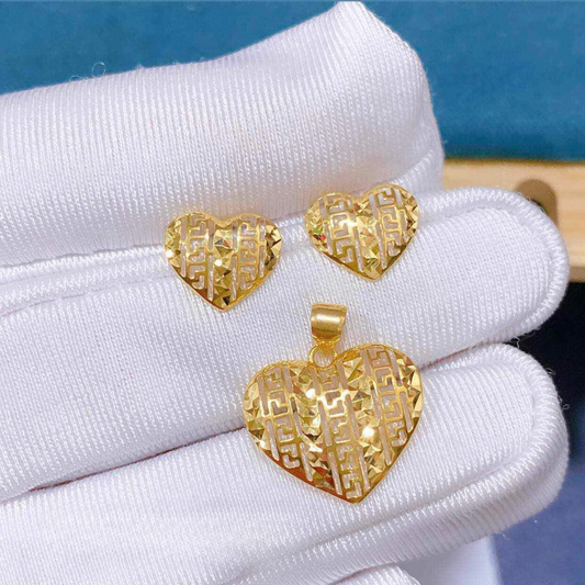 Set Fendi Heart Pendant Solid 18k Saudi Gold