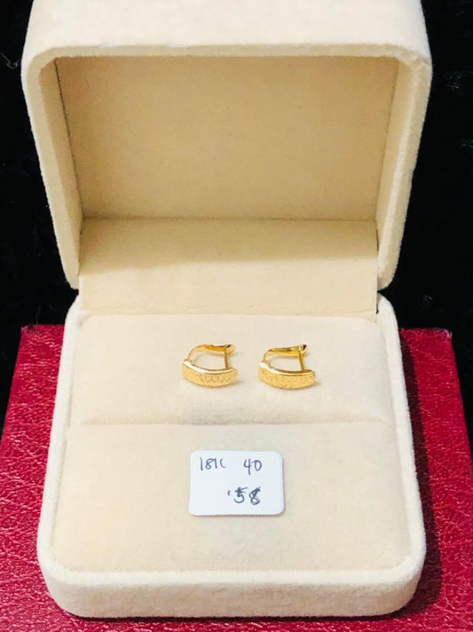 Per Gram .58 Earrings 18k Saudi Gold Pawnable