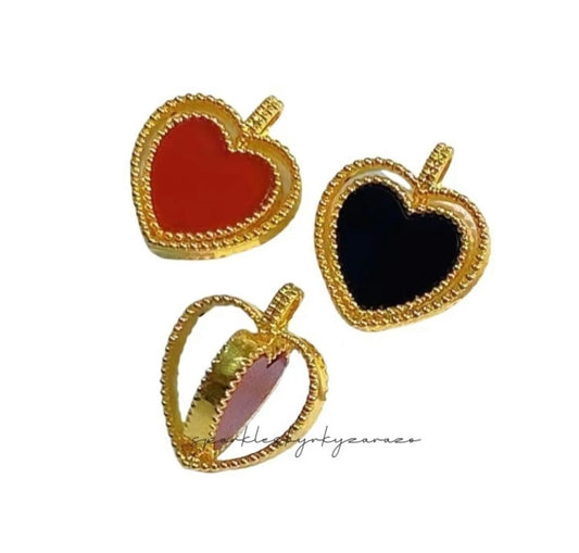 Double Sided Heart Clover Pendant 18k Saudi Gold