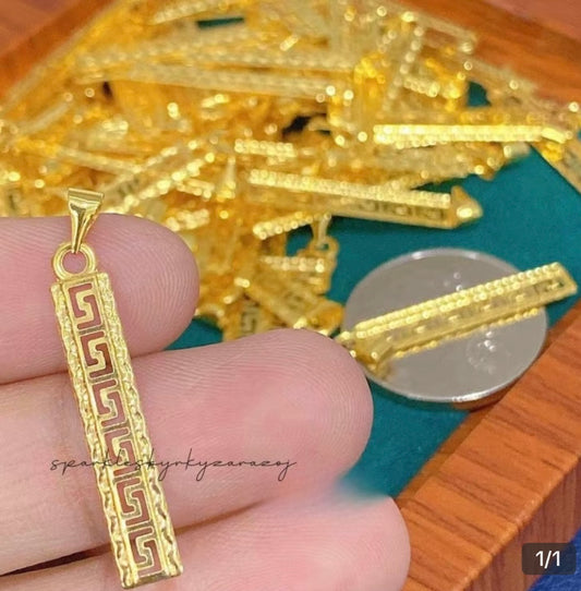 F Style Pendant Ampaw 18k Saudi Gold