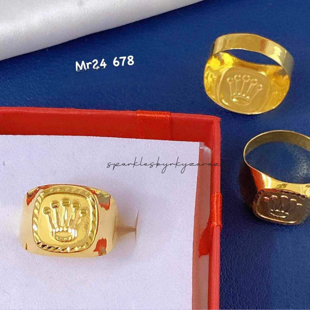 Crown Ring 18k Saudi Gold