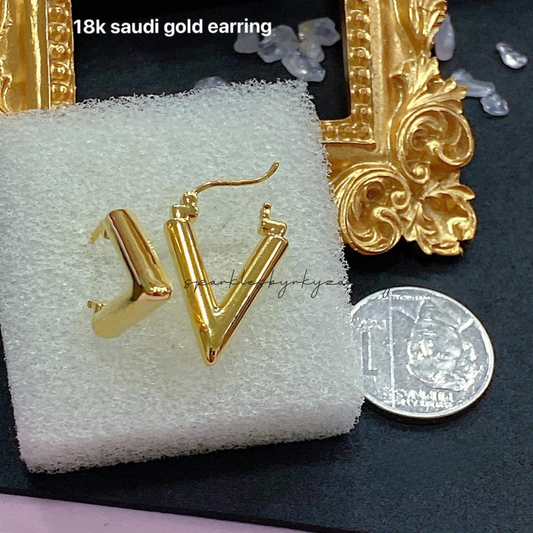 V Shape Style Earrings 18k Saudi Gold