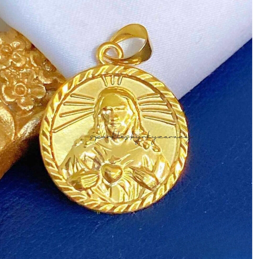 Circle Jesus Pendant 18k Saudi Gold