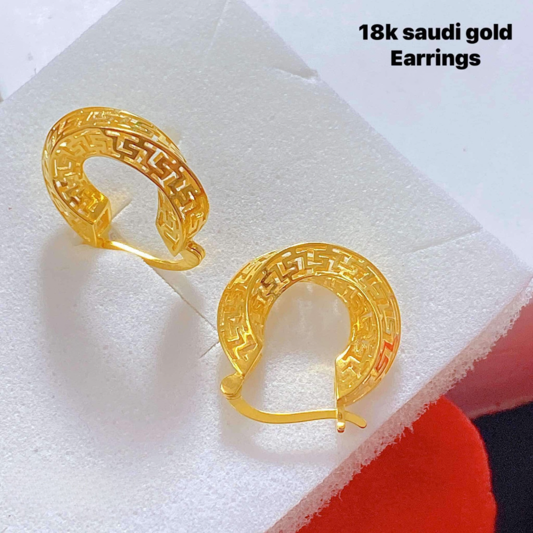 #9 Earrings 18k Saudi Gold