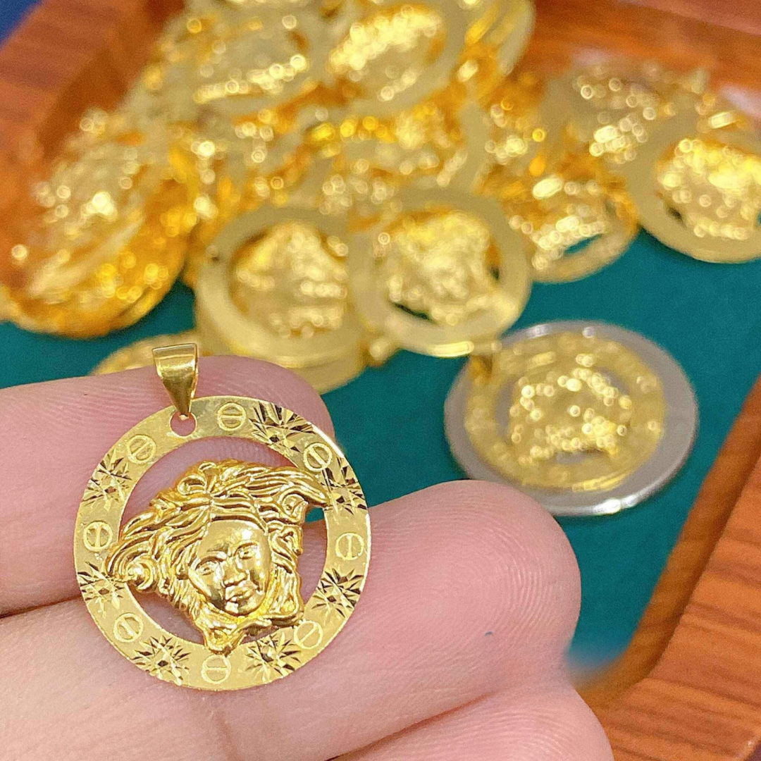 Golden Medusa Pendant Solid 18k Saudi Gold