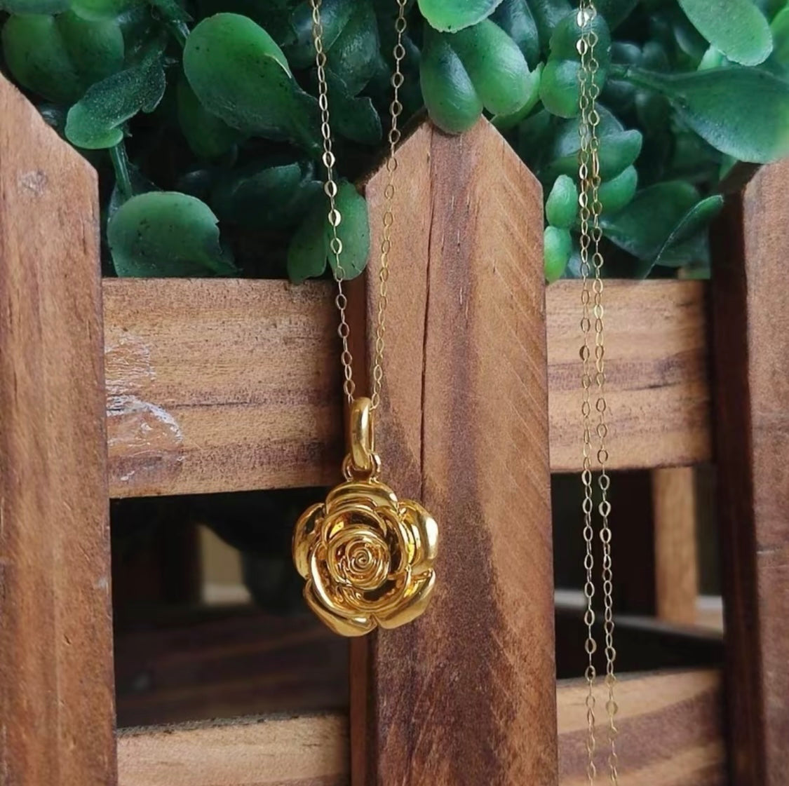 Roses Style Ampaw Pendant 18k Saudi Gold