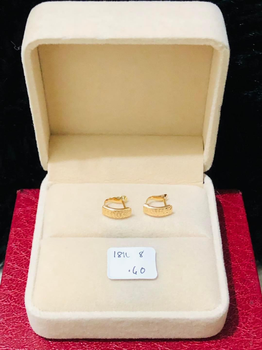 Per Gram .60 Earrings 18k Saudi Gold Pawnable