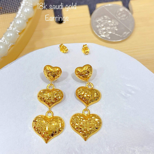 Tri DiaHeart Earrings 18k Saudi Gold