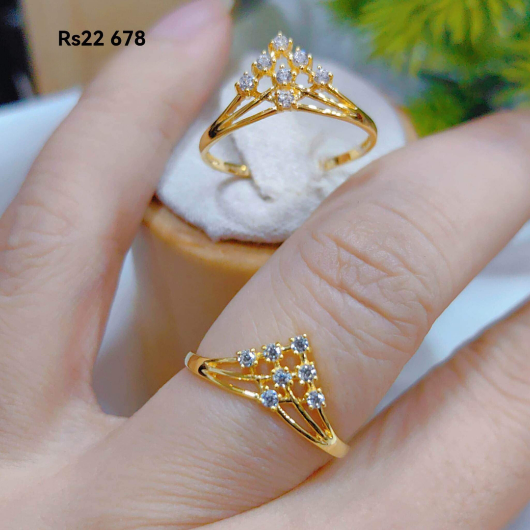 Crown Ring with Diamond Stone Solid 18k Saudi Gold