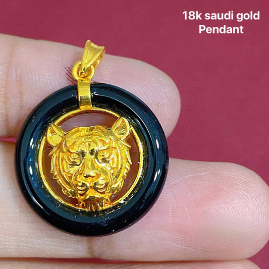 Lion head ampaw pendant 18k saudi gold