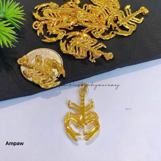 Scorpion king pendant ampaw 18k saudi gold