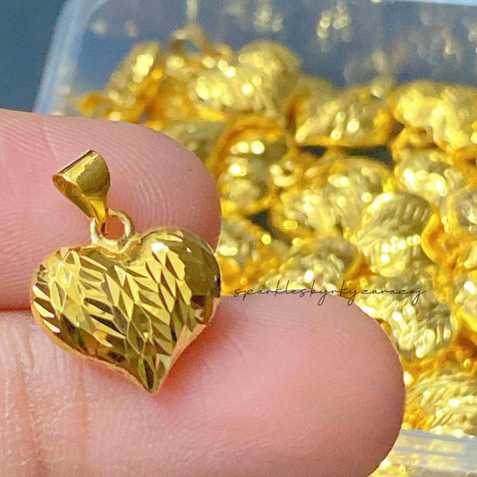 Diacut Heart 18k Saudi Gold