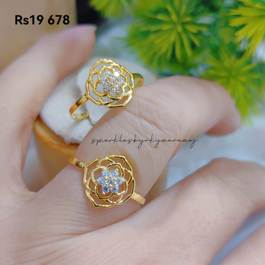 Flower Ring with Diamond Stone 18k Saudi Gold