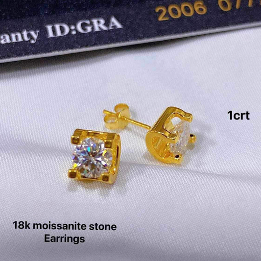 1 crt Moissanite Stone Earrings 18k Saudi Gold